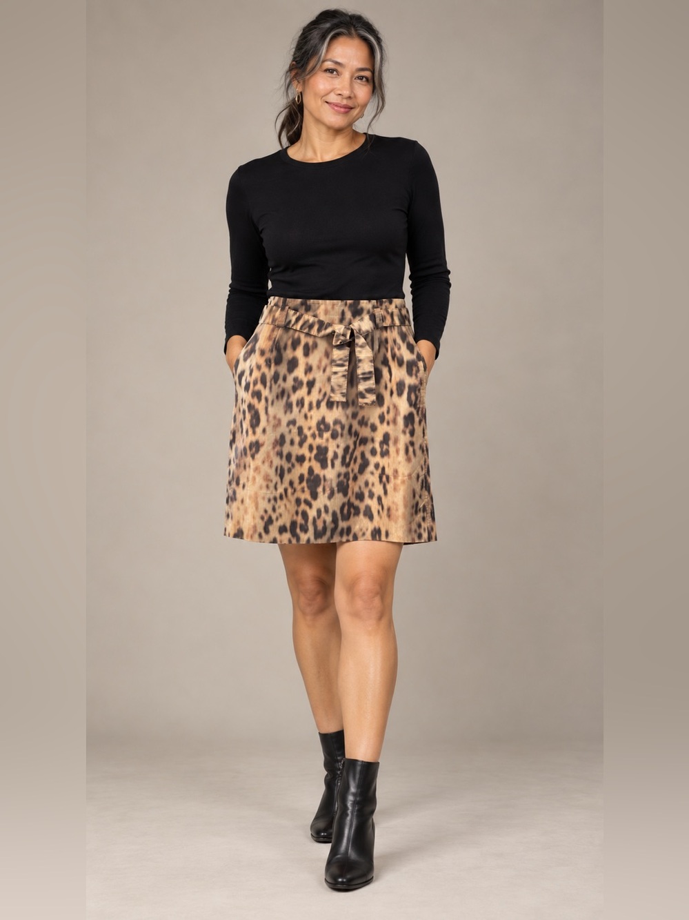 Carlisle Size 12 Leopard Print Skirt with Removable Sash